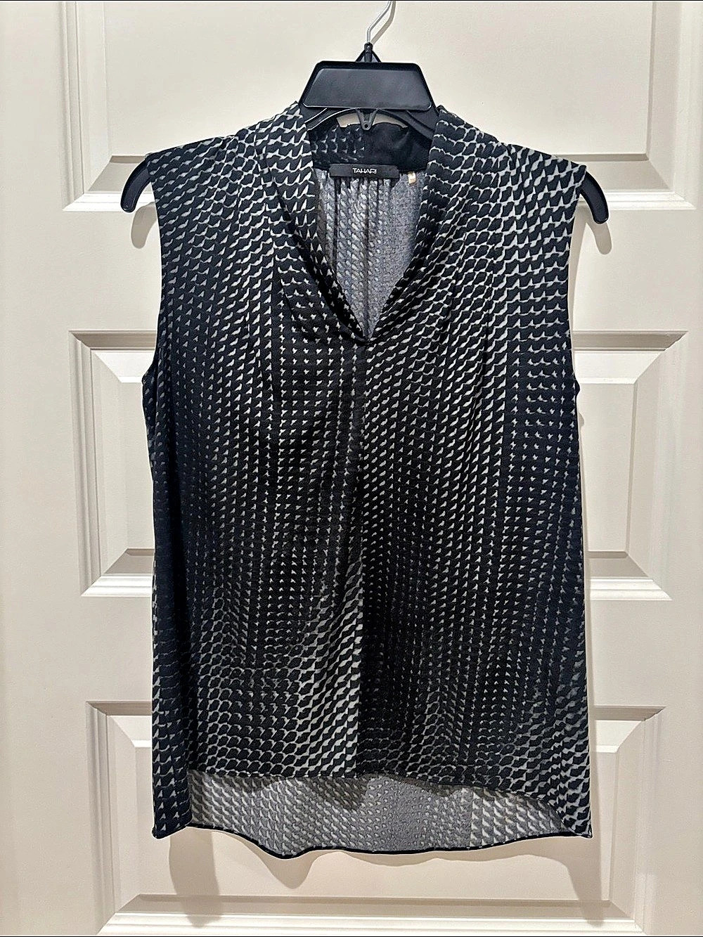 Tahari Animal Print Sleeveless Blouse in Black & Gray